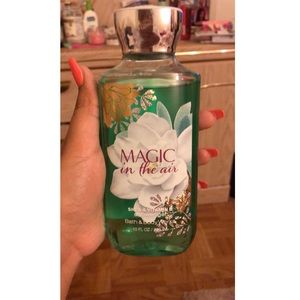 Bath and body shower gel